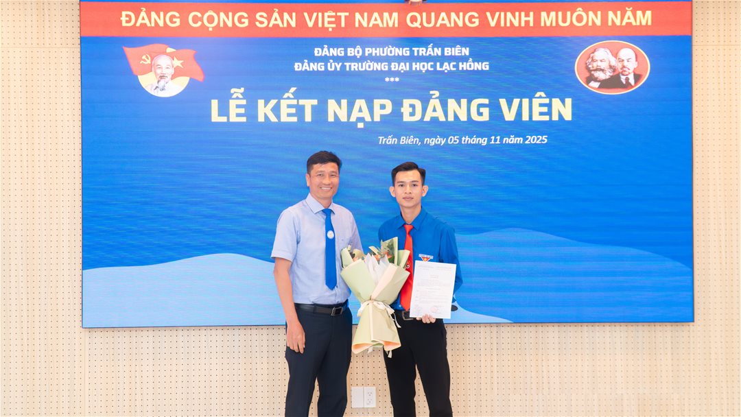 Chi bộ 5 – Đảng bộ Trường Đại học Lạc Hồng vừa tổ chức Lễ kết nạp đảng viên mới cho sinh viên Nguyễn Thanh Phú, Khoa Cơ điện – Điện tử, đánh dấu bước trưởng thành trong công tác phát triển Đảng trong sinh viên