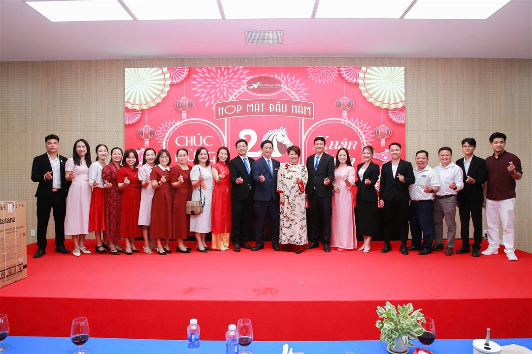 Khởi động Xuân Bính Ngọ 2026 trong không khí ấm áp