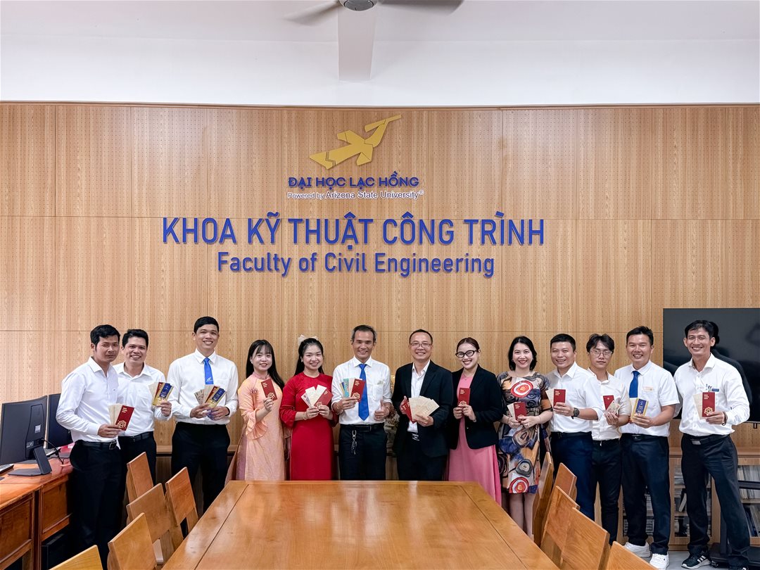 Tập thể sư phạm Khoa Kỹ thuật Công trình - LHU